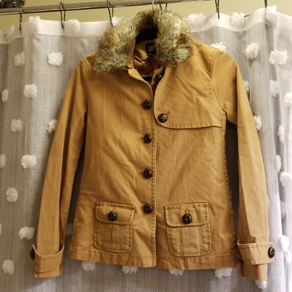 GAP Jackets & Blazers - GAP Jacket with Faux Fur Collar size XS